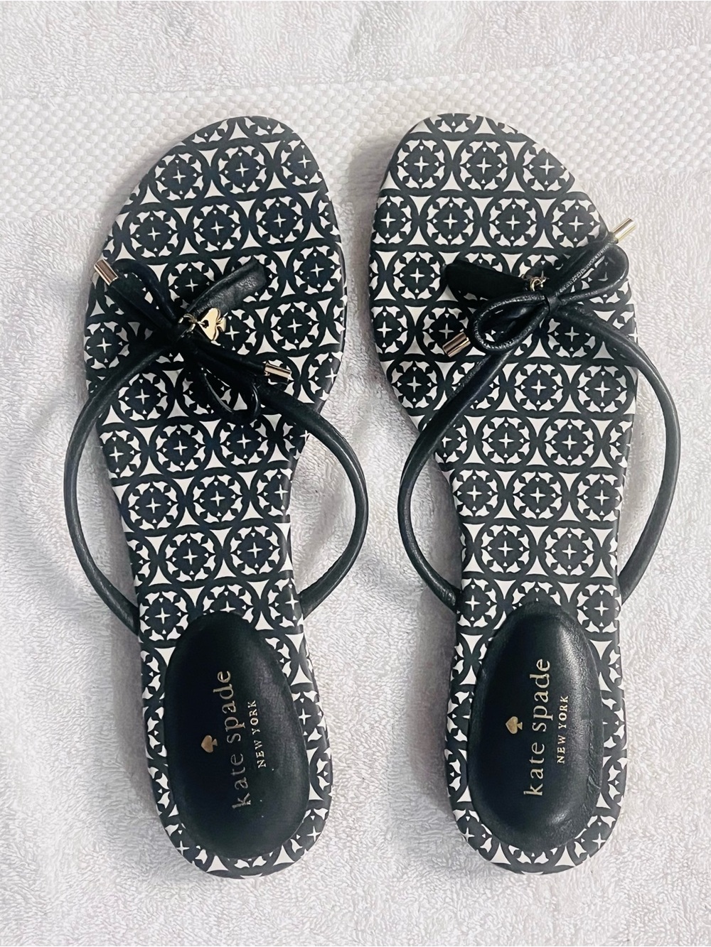 kate spade Dark Navy and White Geometric Bow Thong Sandals